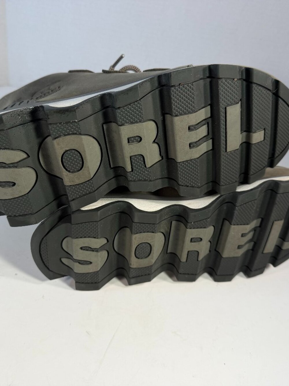 WOMEN'S SOREL SIZE 7.5 WATERPROOF BOOTIES - Picture 9 of 16